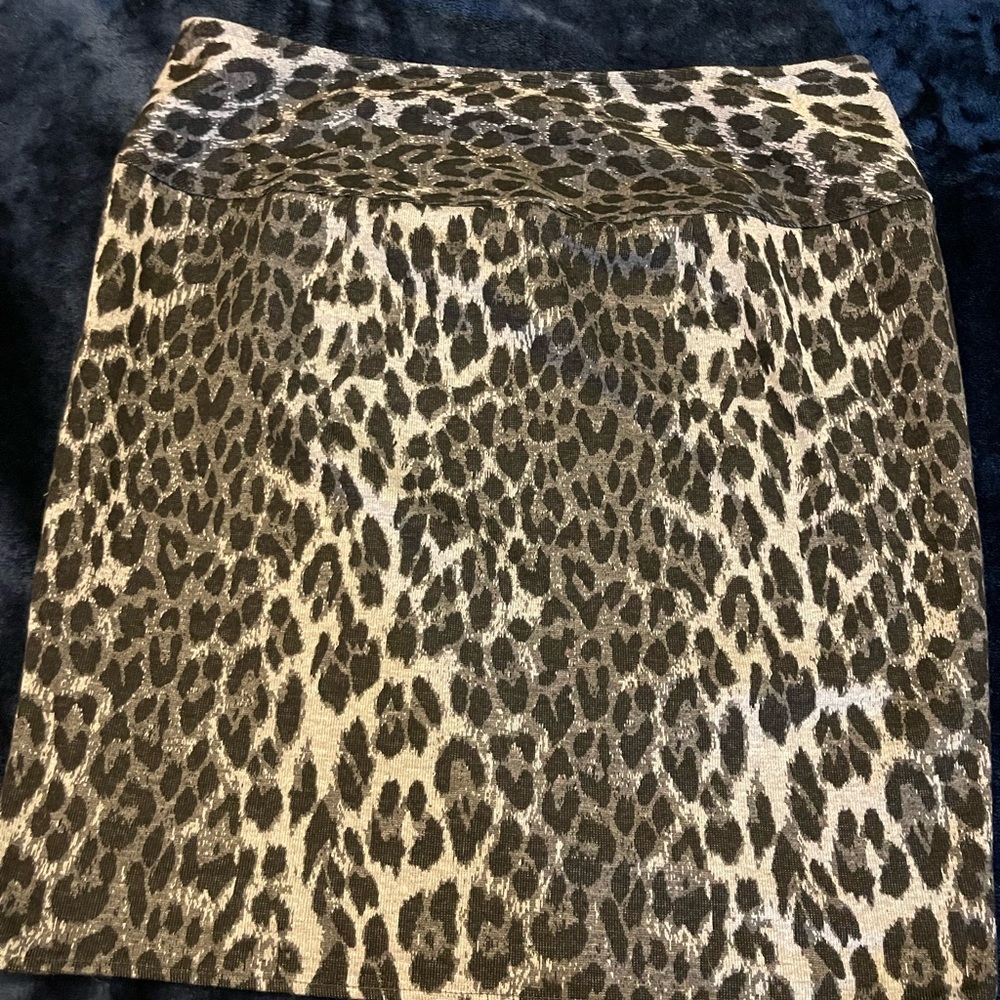 Lane Bryant Pleated Pencil Skirt for Night Out (Bin F )